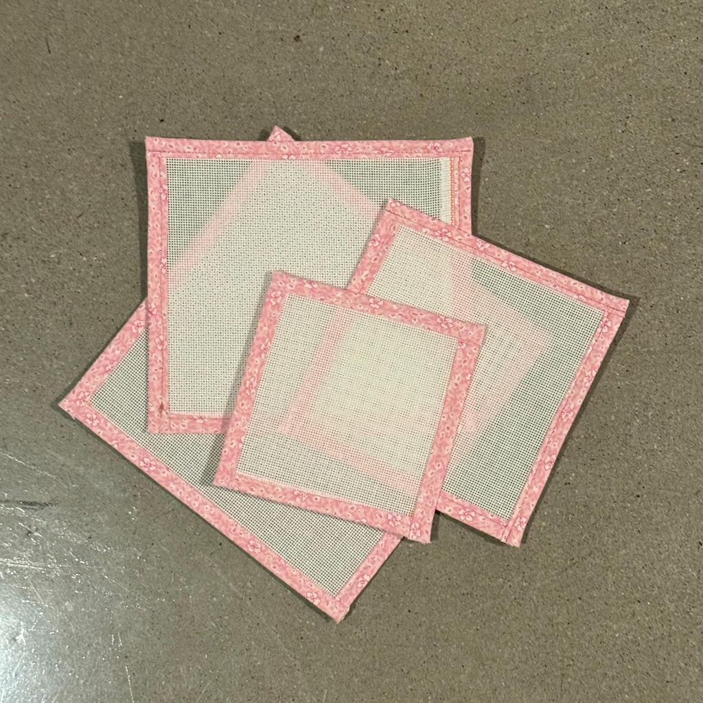 18 Mesh Canvas with Pink Floral Binding