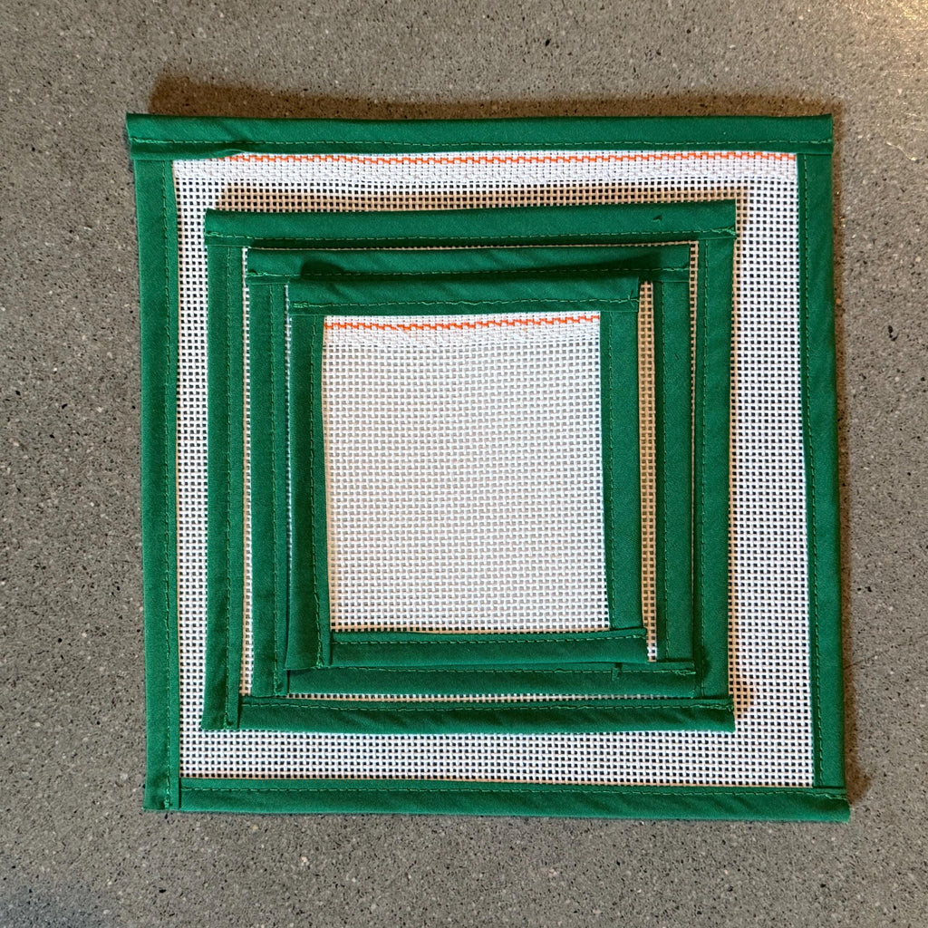 18 Mesh Canvas with Green Binding