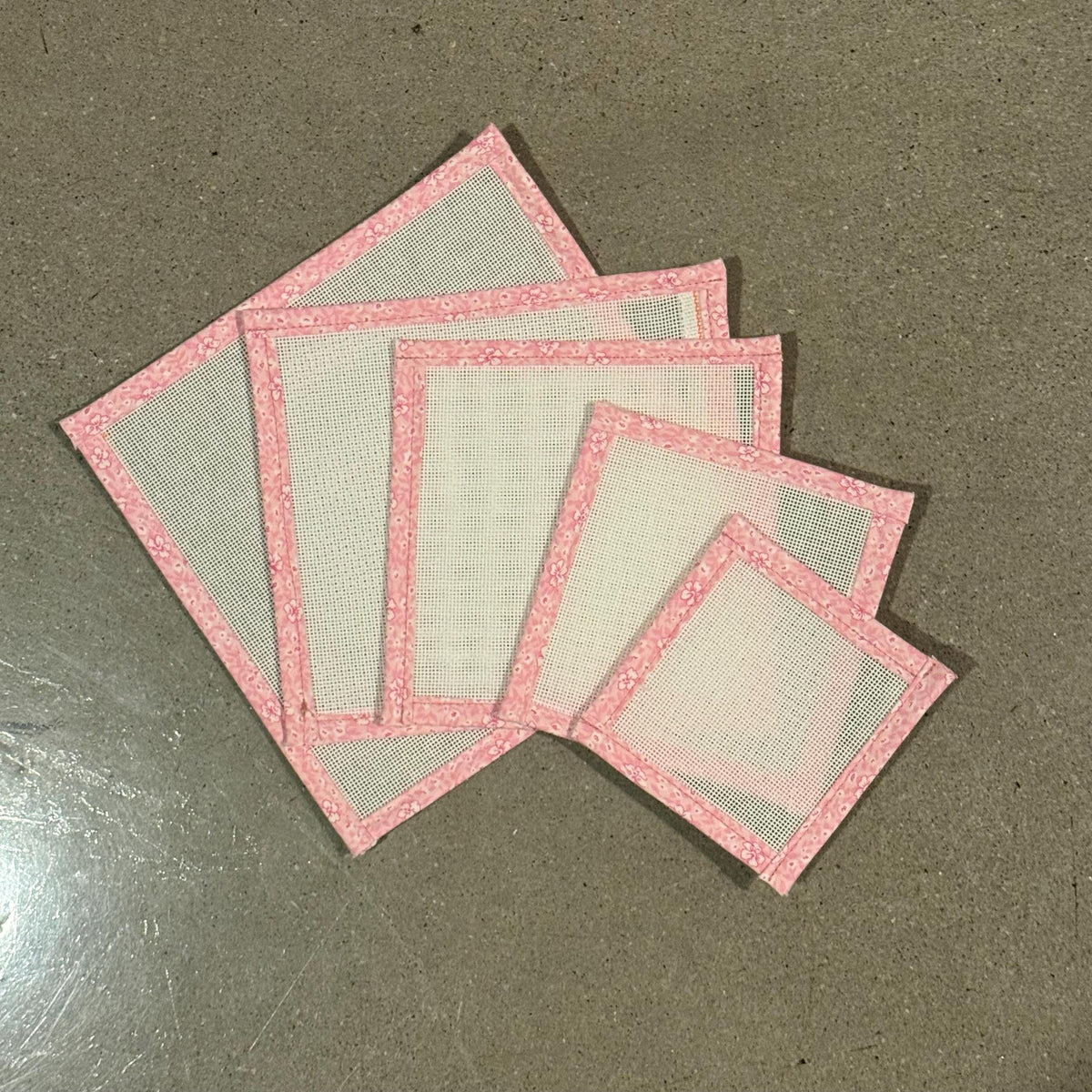 18 Mesh Canvas with Pink Floral Binding