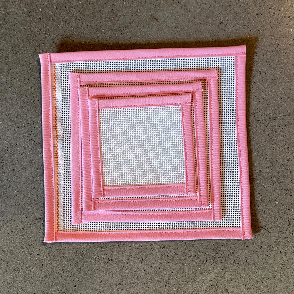 18 Mesh Canvas with Pink Binding