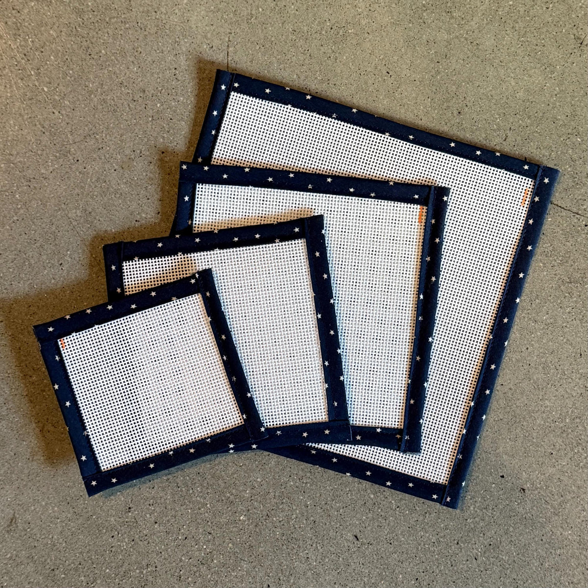 18 Mesh Canvas with Navy Star Binding